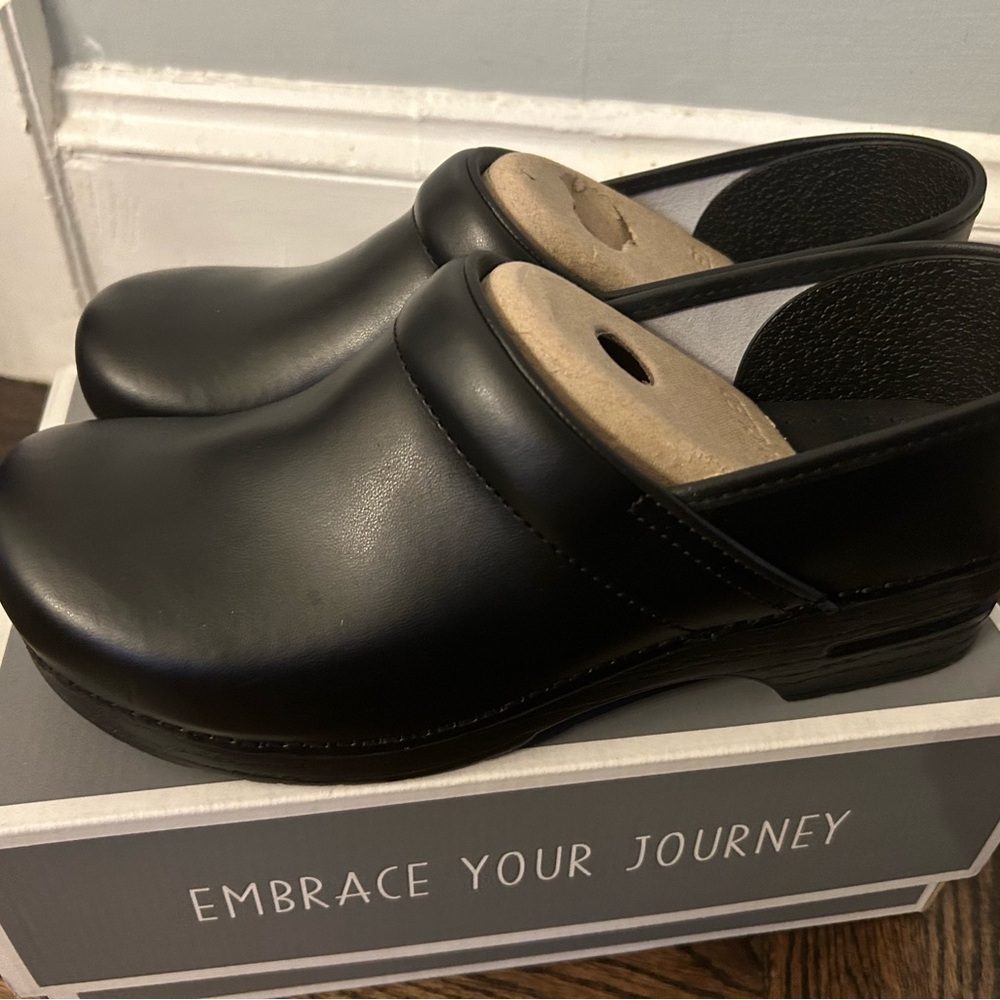 Dansko Men’s Professional Slip-On Clogs